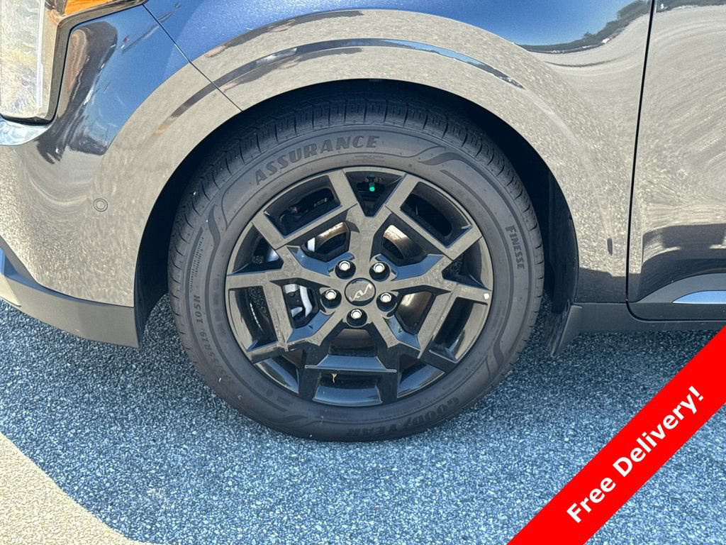 New 2025 Kia Carnival SX Prestige FWD image 11