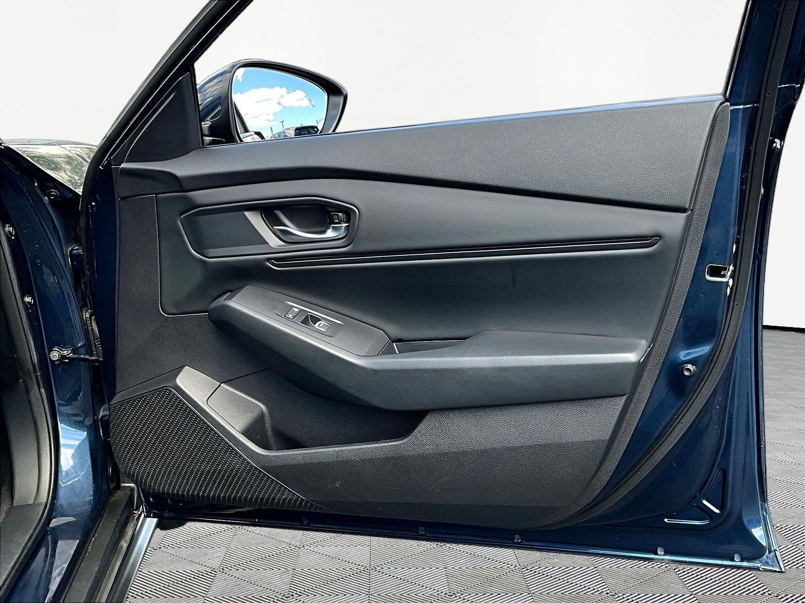 Used 2024 Honda Accord EX image 26
