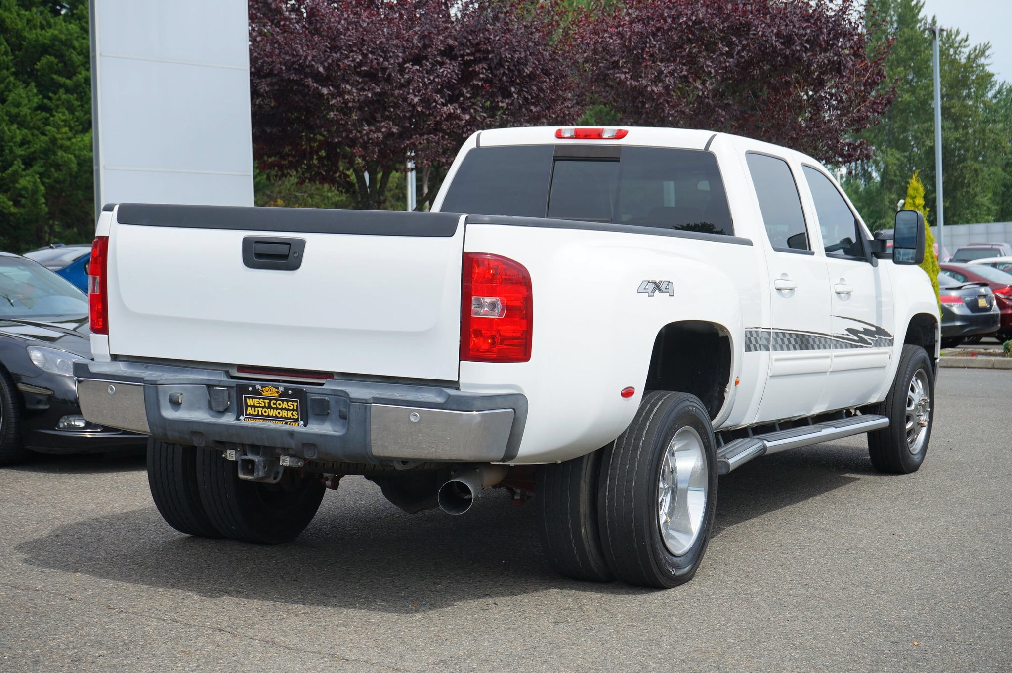 Used 2008 GMC Sierra 3500 SLT AWD/4WD image 6