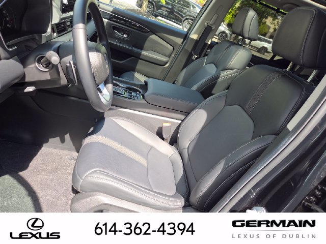 Used 2025 Honda Pilot Touring image 33