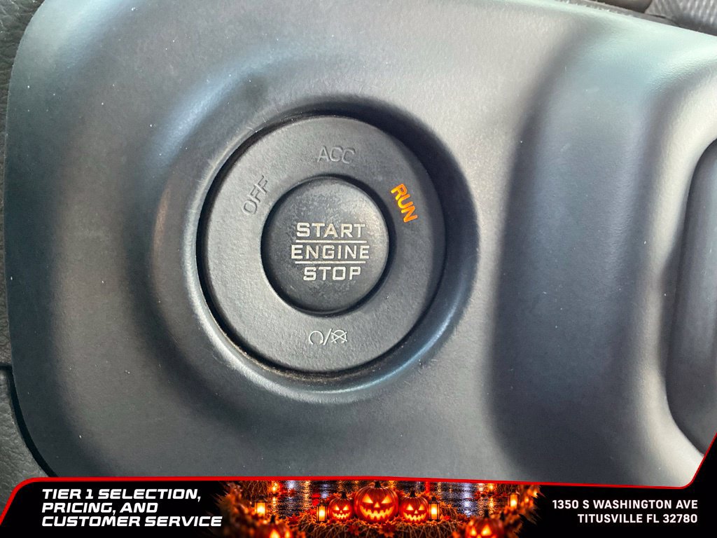 Used 2023 Jeep Wrangler Unlimited Sahara w/ Cold Weather Group AWD/4WD image 33