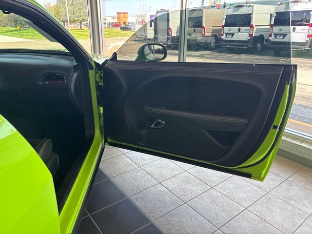 Used 2023 Dodge Challenger SRT Hellcat RWD image 14
