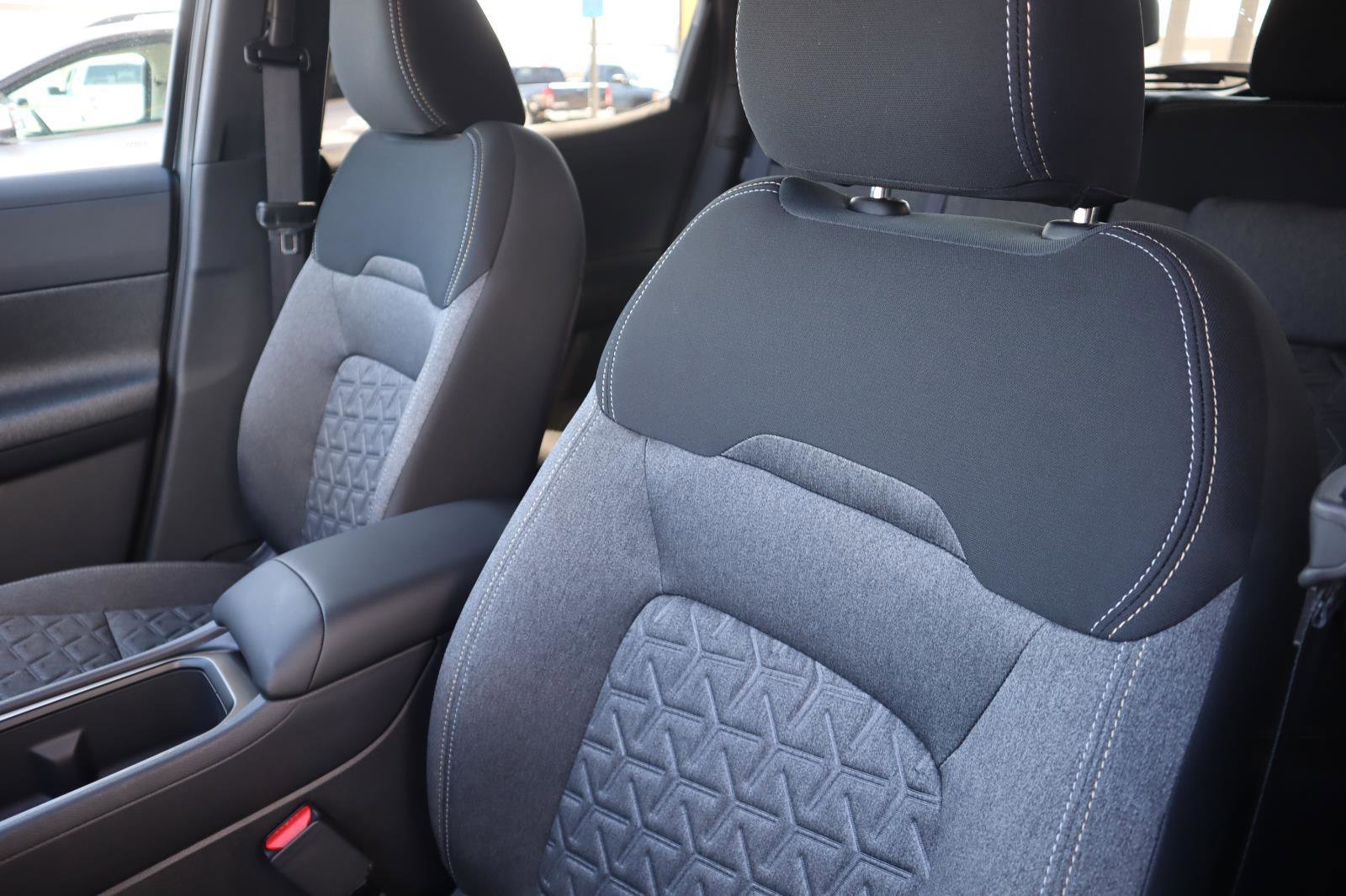 New 2026 Nissan Kicks SV w/ SV Premium Package image 15