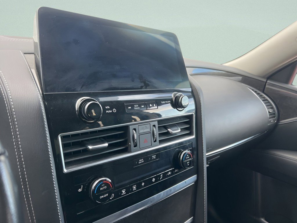 Used 2024 INFINITI QX80 Luxe image 25