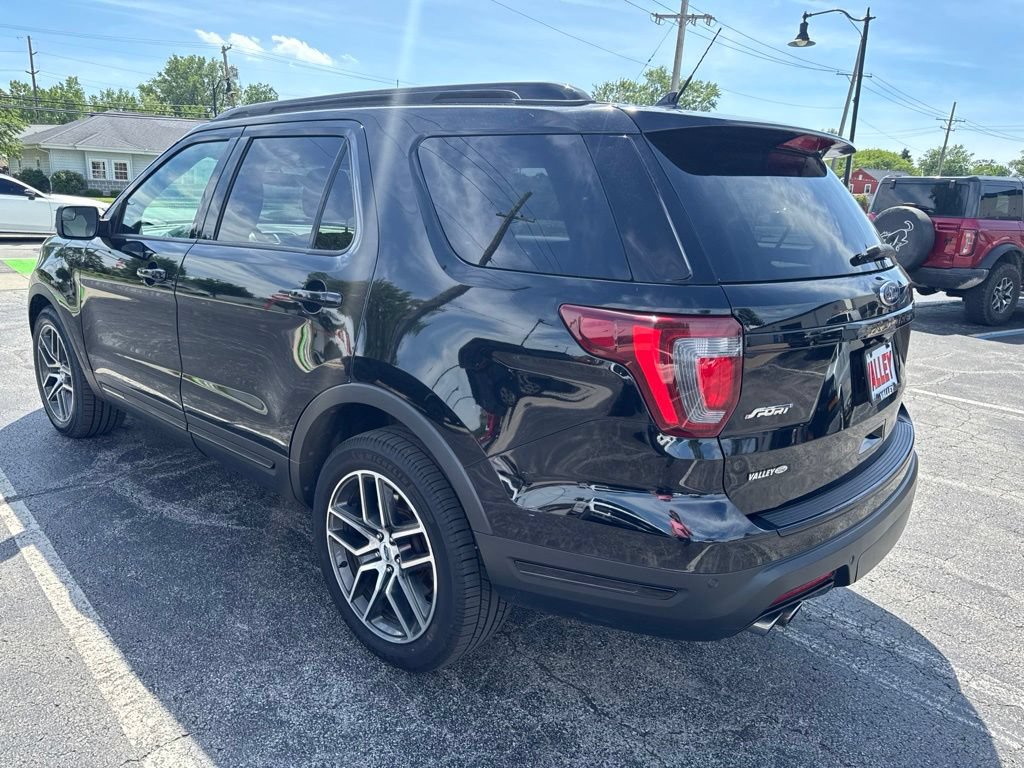 Used 2018 Ford Explorer Sport AWD/4WD image 5