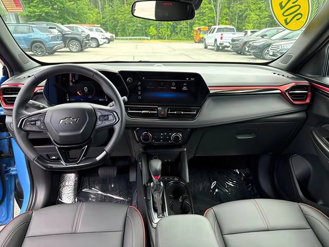 Used 2024 Chevrolet TrailBlazer RS FWD image 23