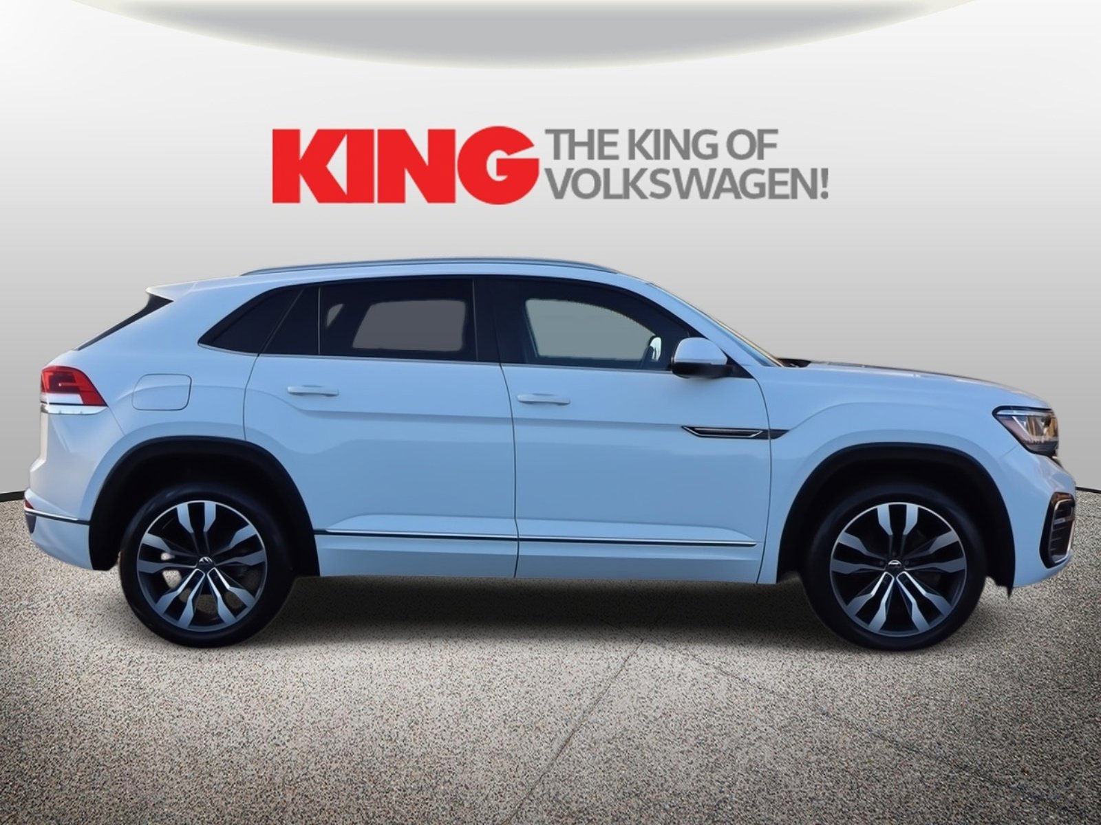 Used 2021 Volkswagen Atlas Cross Sport SE video 2