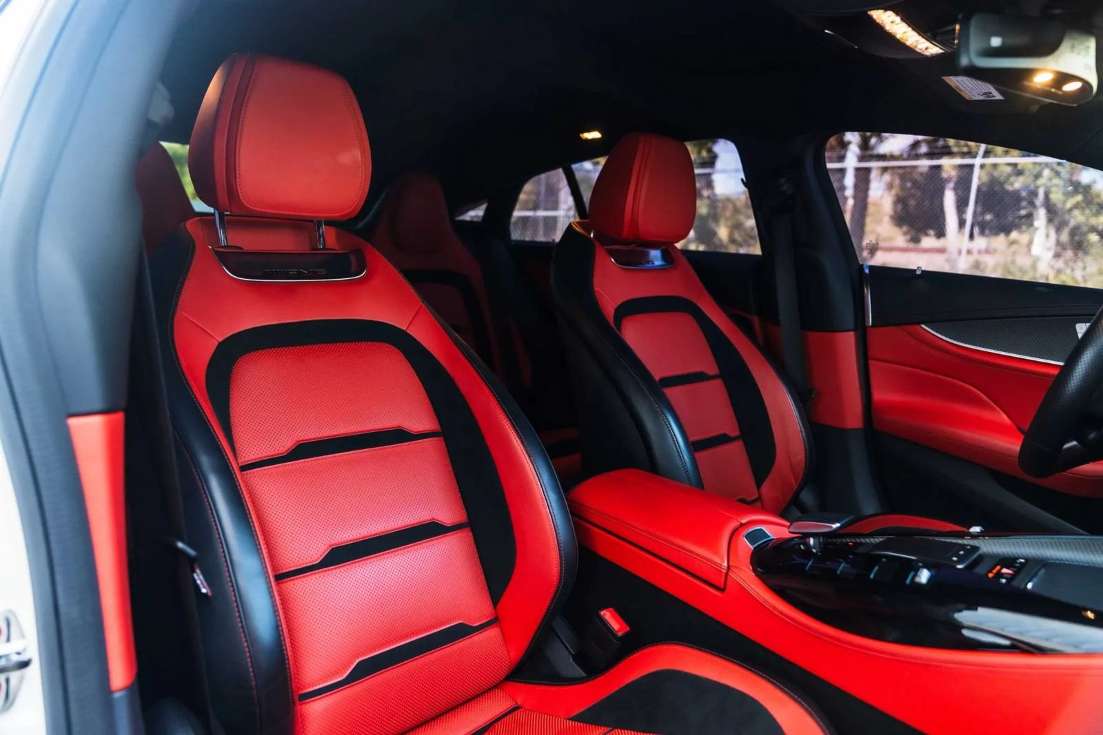 Used 2022 Mercedes-Benz AMG GT 43 image 35