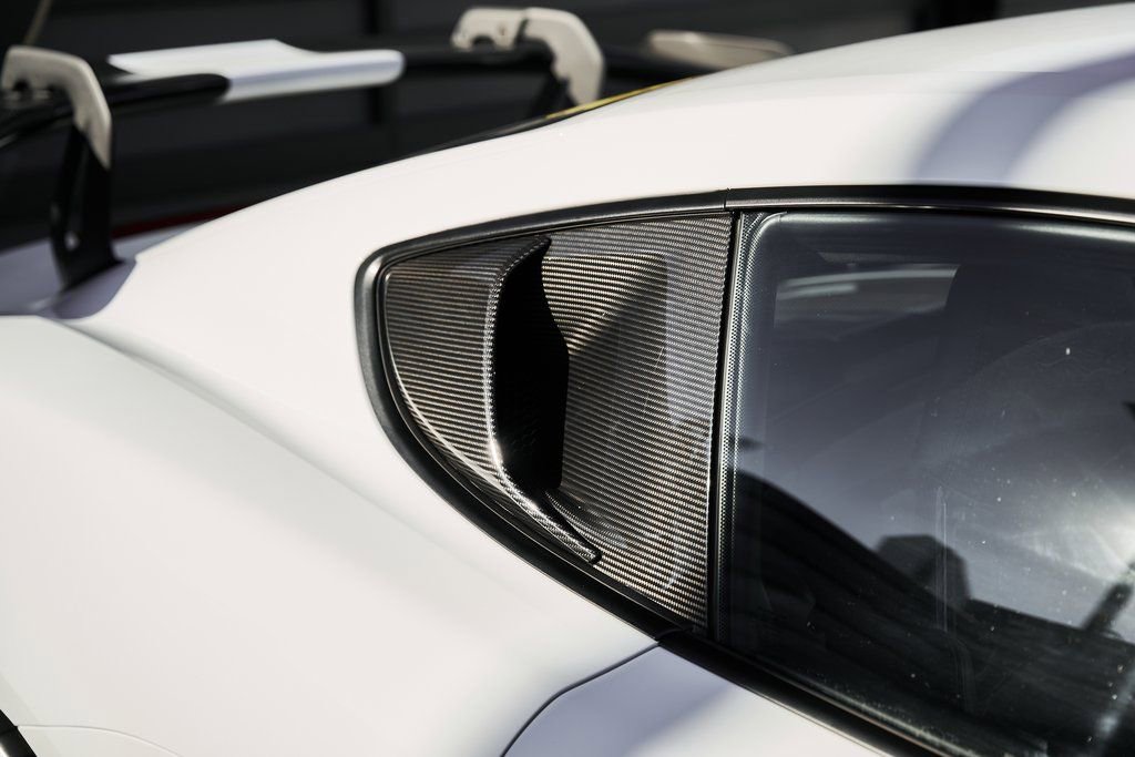 Used 2025 Porsche 718 Cayman GT4 RS w/ Weissach Package image 13