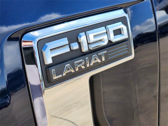 Used 2023 Ford F150 Lariat w/ Trailer Tow Package image 11