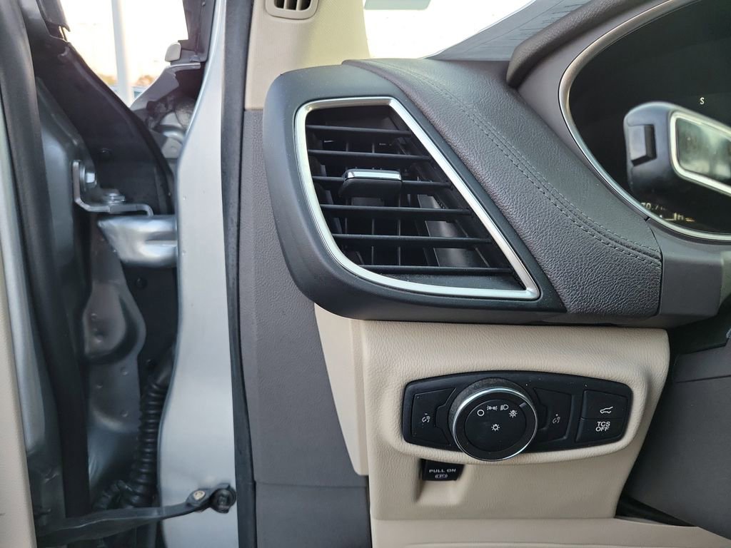 Certified 2020 Lincoln Nautilus Premier w/ Equipment Group 101A image 21