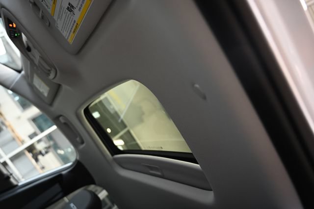 New 2026 Chevrolet Trax ACTIV w/ Sunroof Package FWD image 20