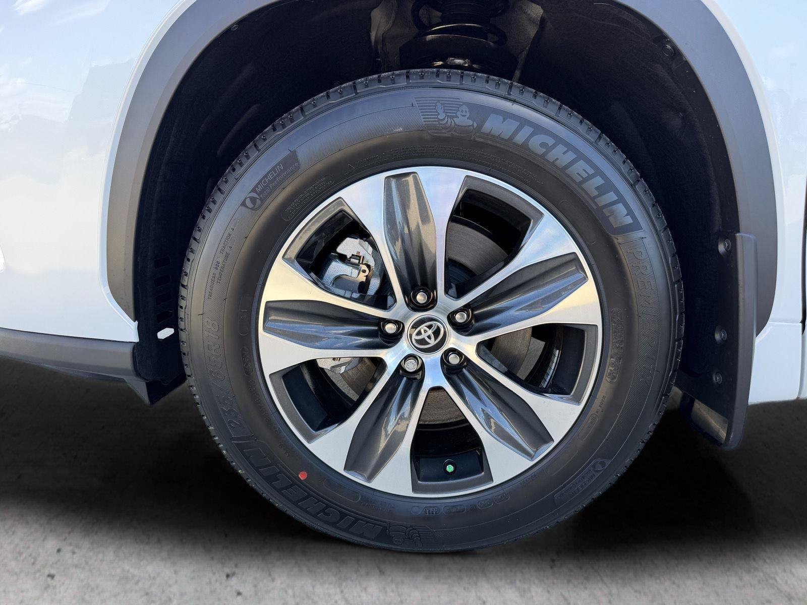 New 2026 Toyota Highlander XLE AWD/4WD image 9
