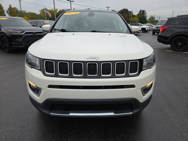 Used 2019 Jeep Compass Limited AWD/4WD image 2