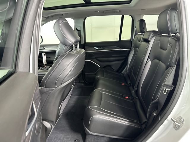 Used 2022 Jeep Grand Cherokee Limited 4xe AWD/4WD image 25