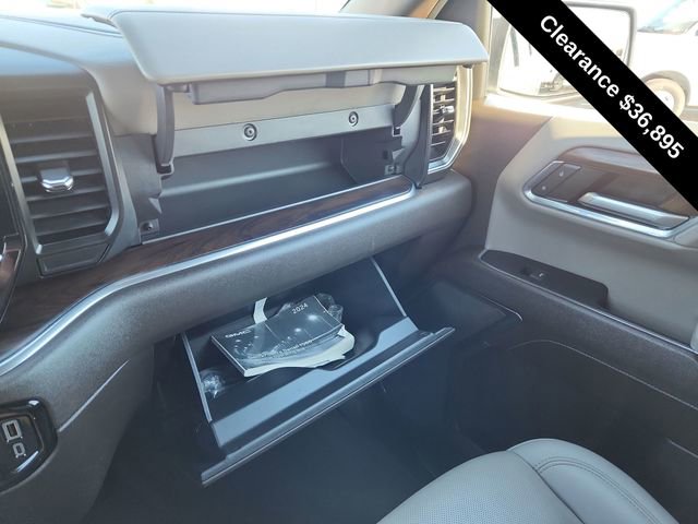Used 2024 GMC Sierra 1500 SLT image 46