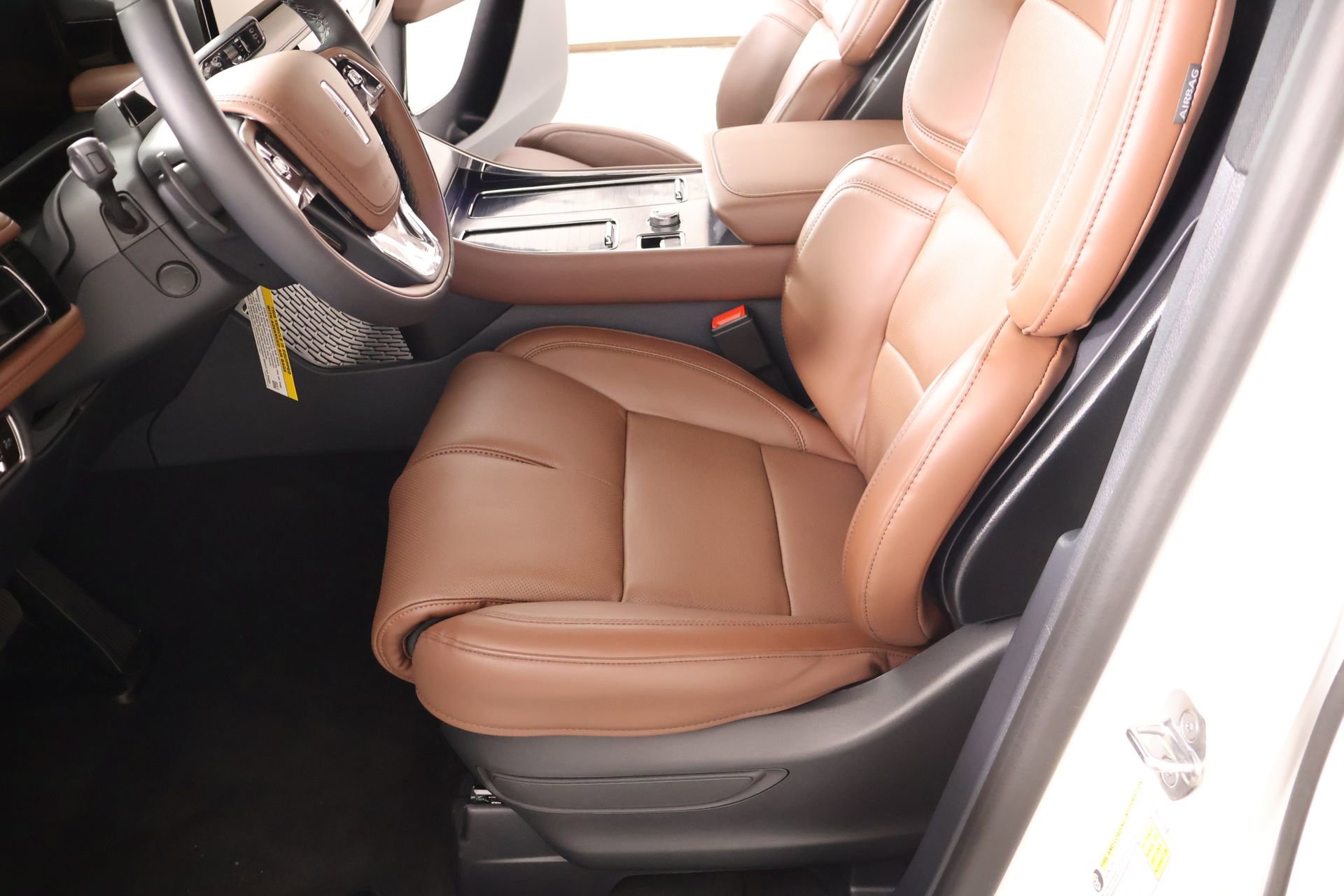 New 2026 Lincoln Aviator Reserve AWD/4WD image 11