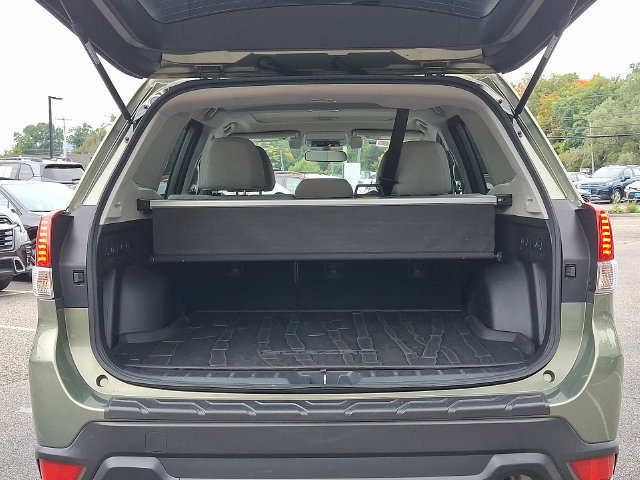 Used 2021 Subaru Forester Premium AWD/4WD image 29