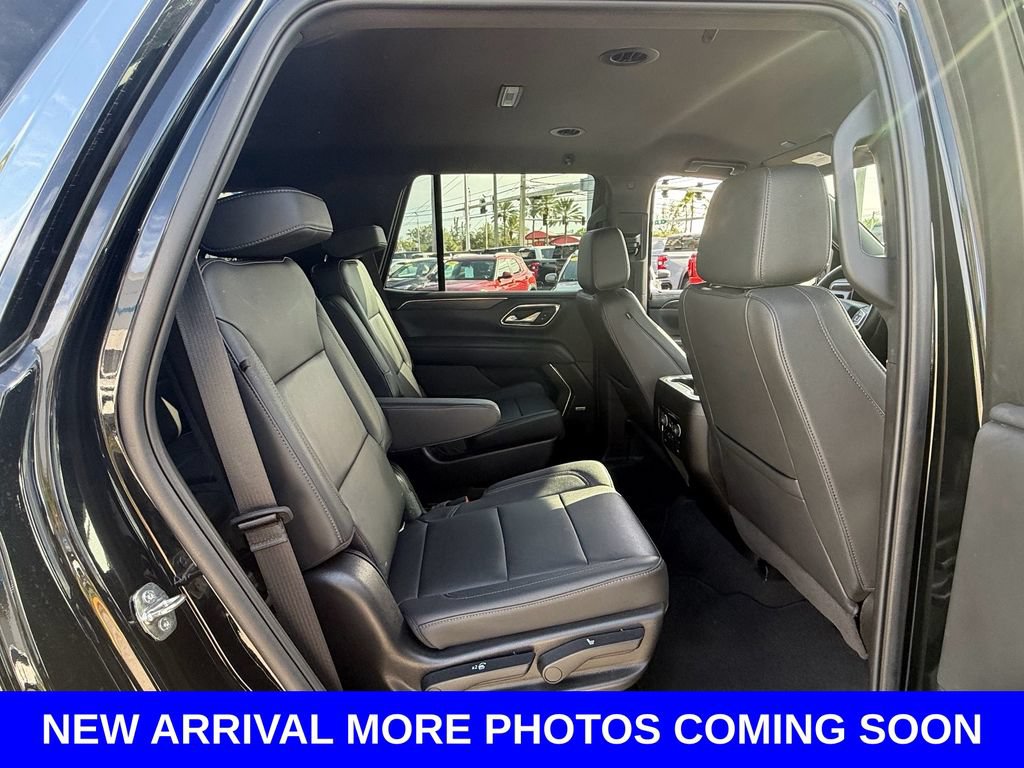 Used 2022 Chevrolet Tahoe LT w/ Luxury Package RWD image 19