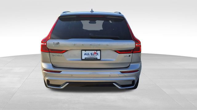 Used 2024 Volvo XC60 B5 Plus image 6