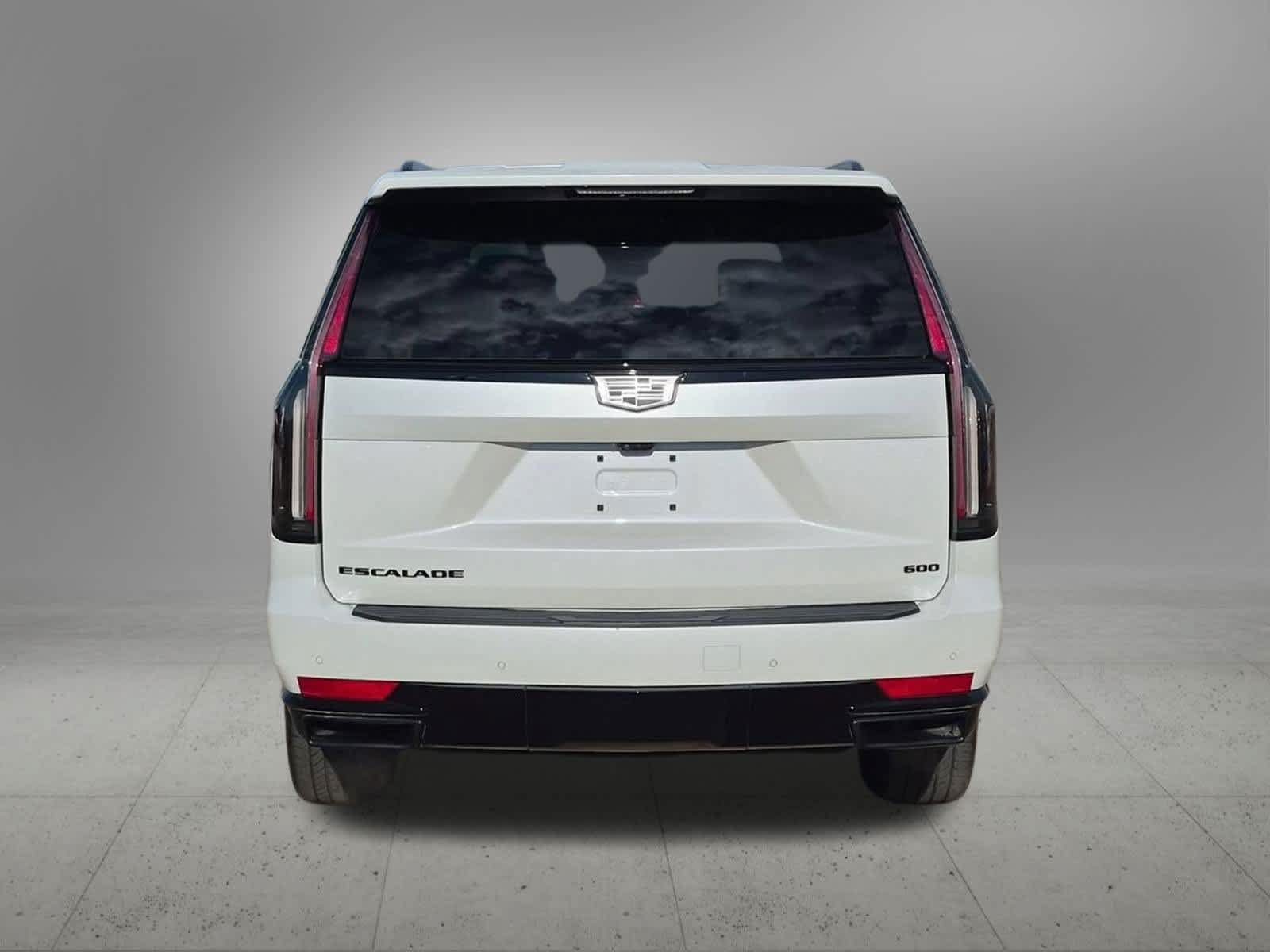 Used 2024 Cadillac Escalade ESV Sport w/ LPO, ONYX Package AWD/4WD image 5
