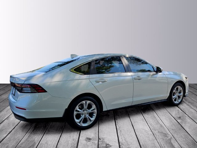 Used 2025 Honda Accord LX image 5