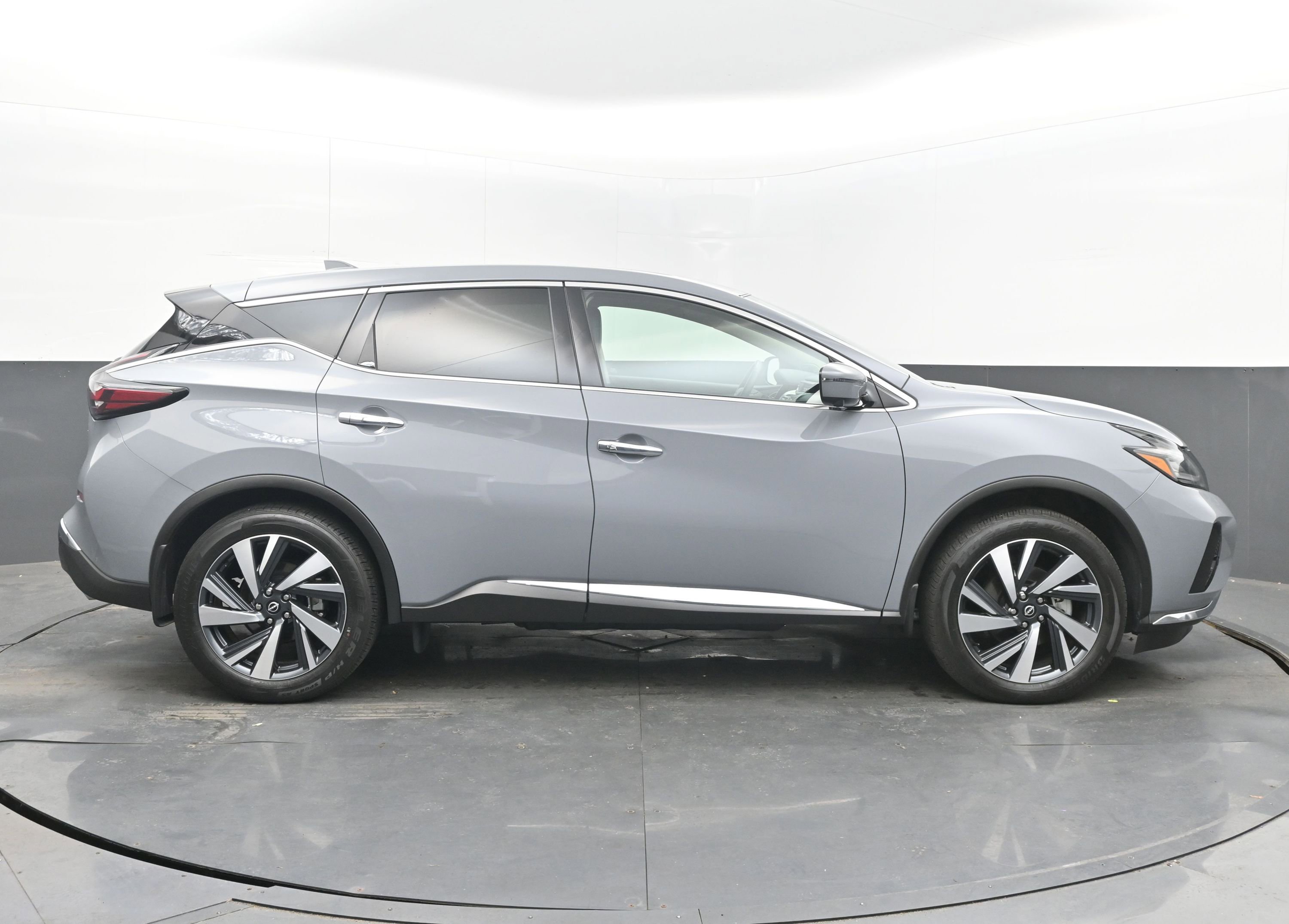 Used 2024 Nissan Murano SL image 10