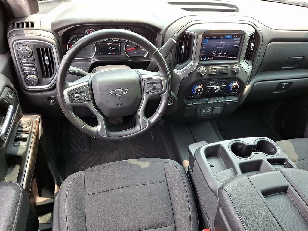 Used 2020 Chevrolet Silverado 1500 RST AWD/4WD image 2