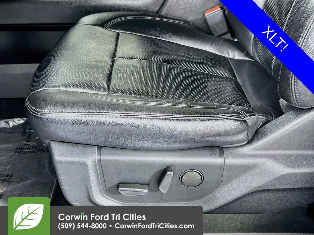 Used 2020 Ford Expedition Max XLT w/ Equipment Group 202A AWD/4WD image 23