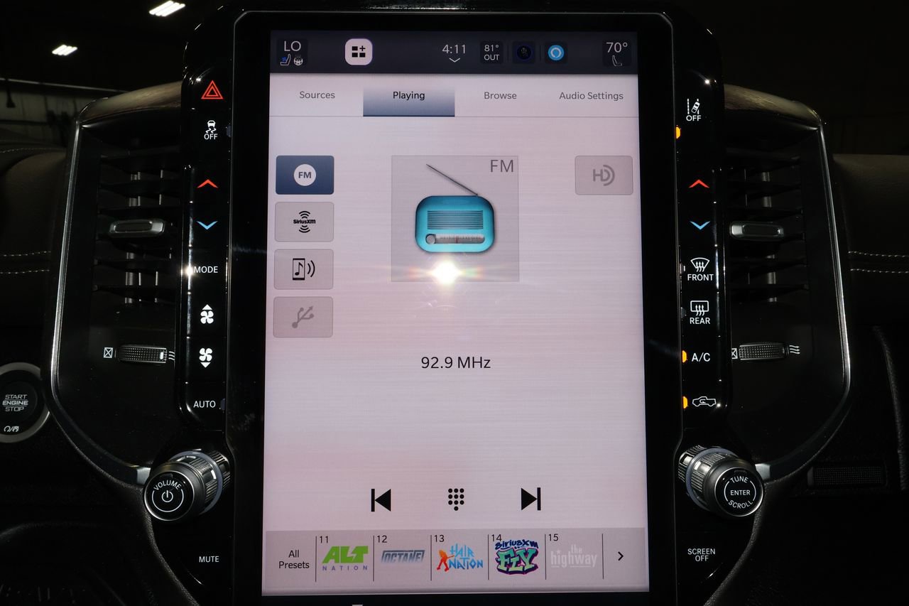 Used 2025 RAM 3500 Laramie AWD/4WD image 12