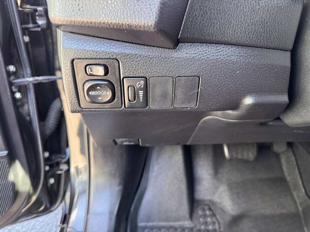 Used 2014 Toyota Corolla S FWD image 23