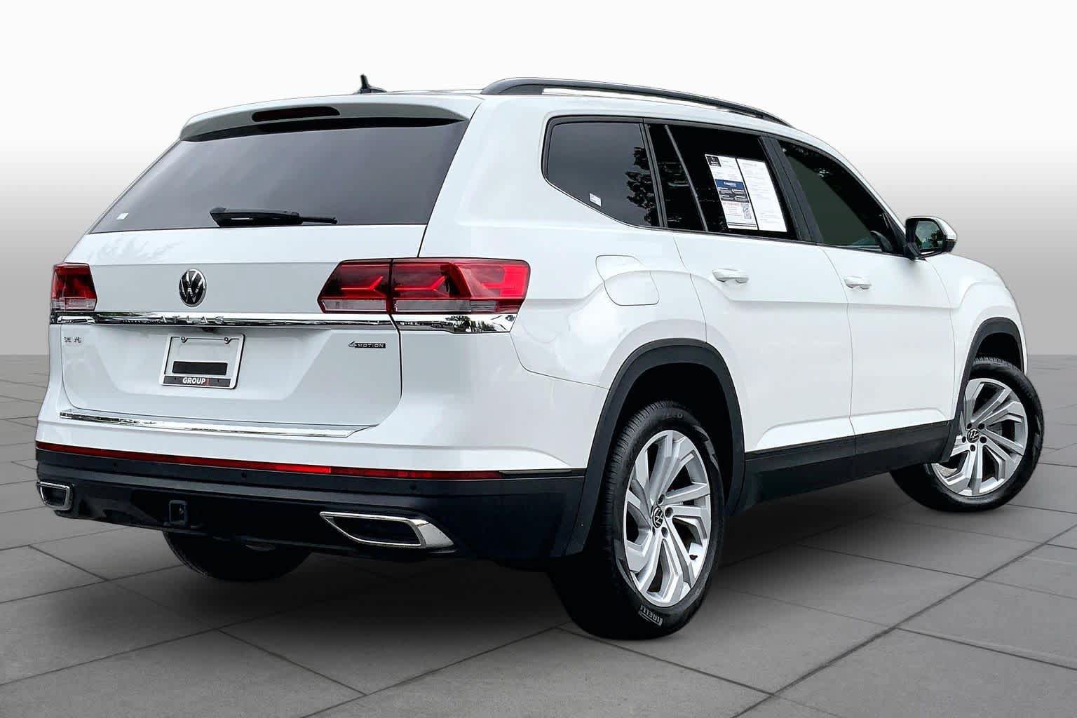 Used 2023 Volkswagen Atlas SE AWD/4WD image 13