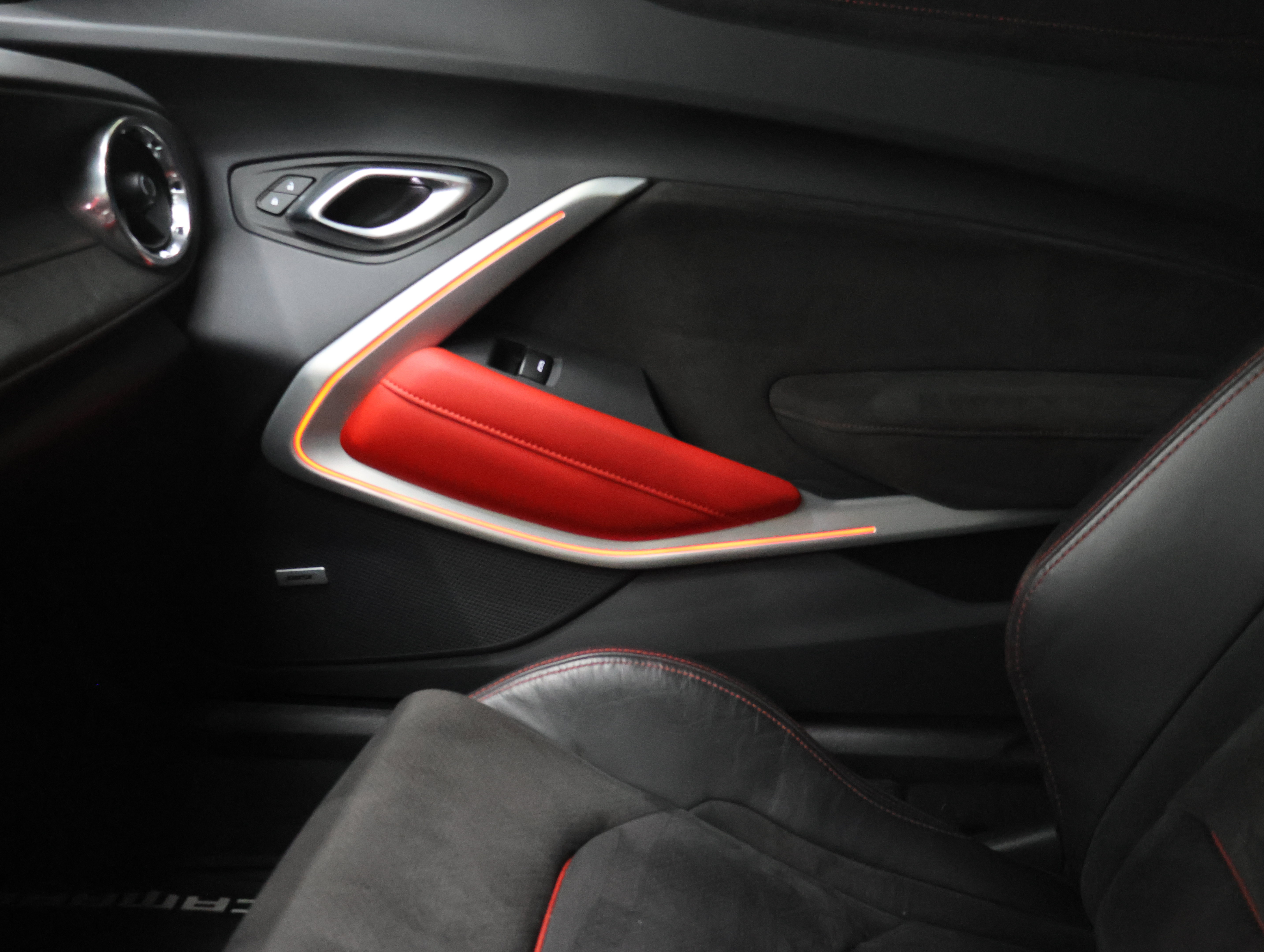 Used 2023 Chevrolet Camaro ZL1 RWD image 12