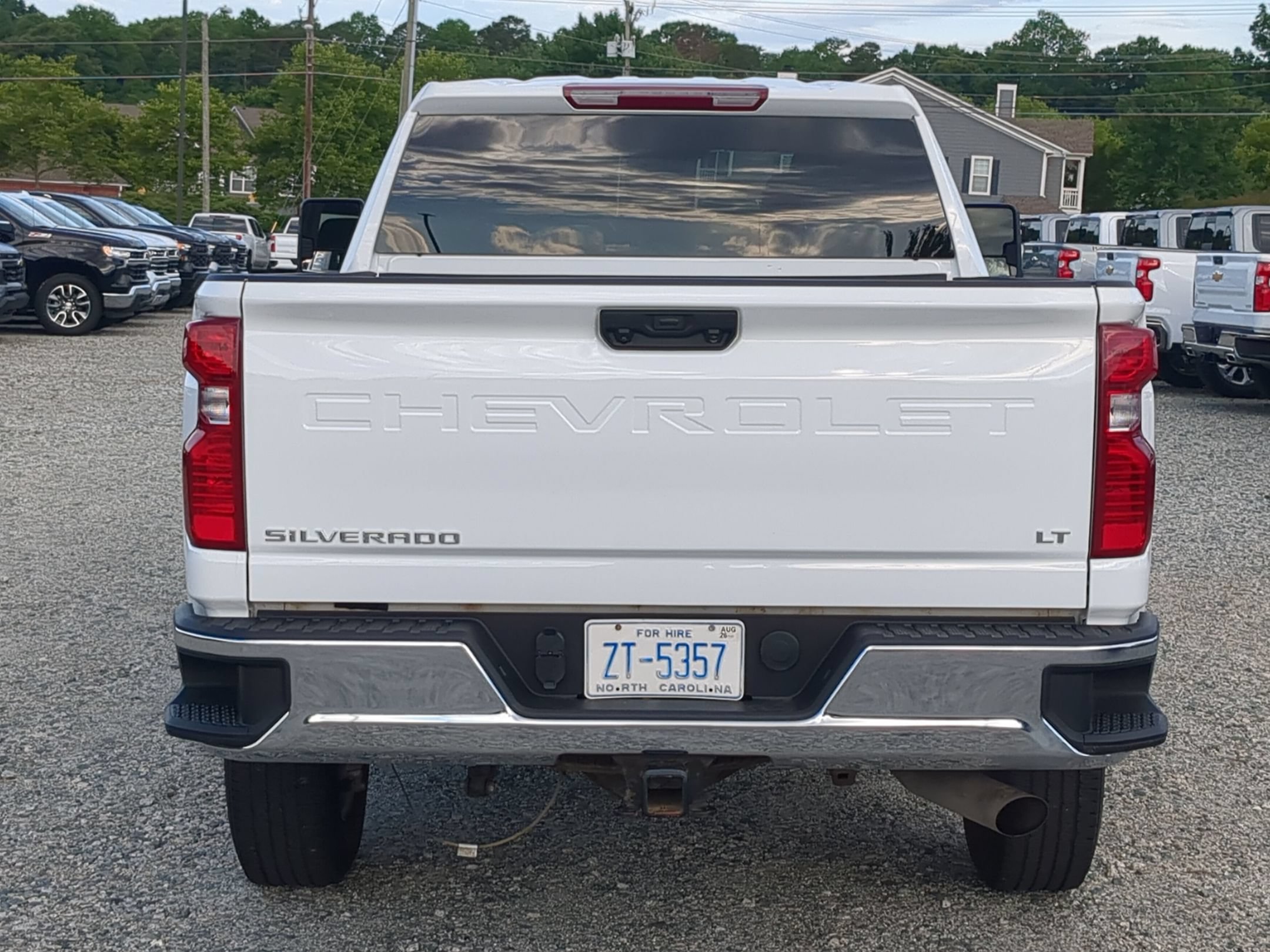 Used 2025 Chevrolet Silverado 2500 LT w/ Convenience Package AWD/4WD image 9