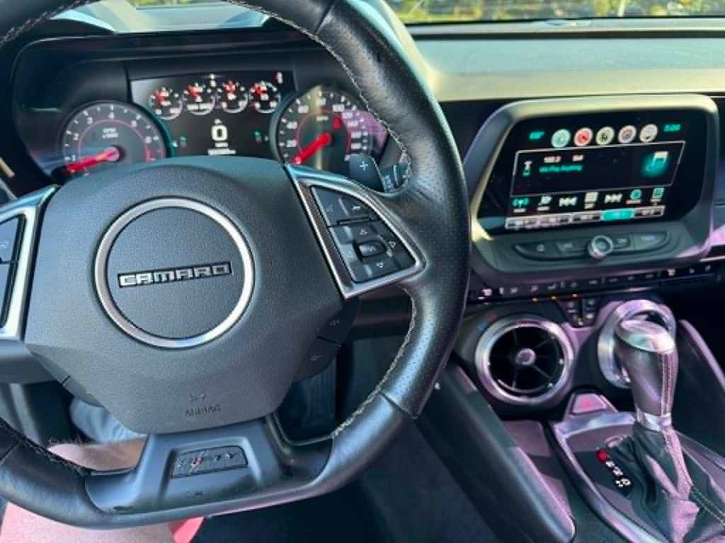 Used 2017 Chevrolet Camaro SS RWD image 14
