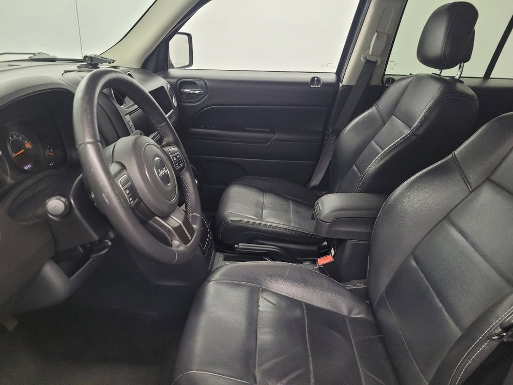 Used 2015 Jeep Patriot High Altitude FWD image 17