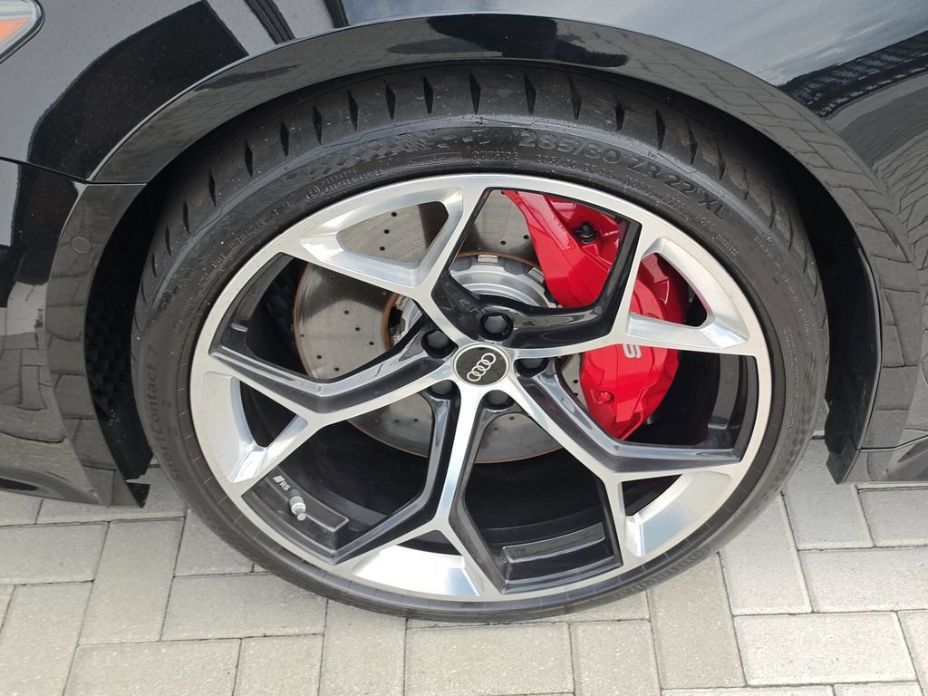 Used 2025 Audi RS 7 Performance AWD/4WD image 9