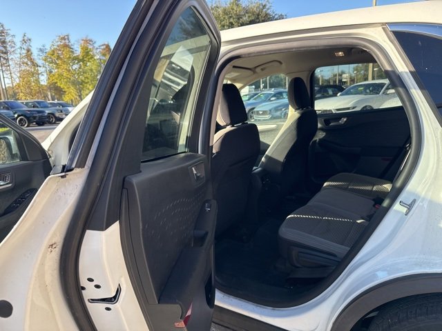 Used 2020 Ford Escape SE image 13