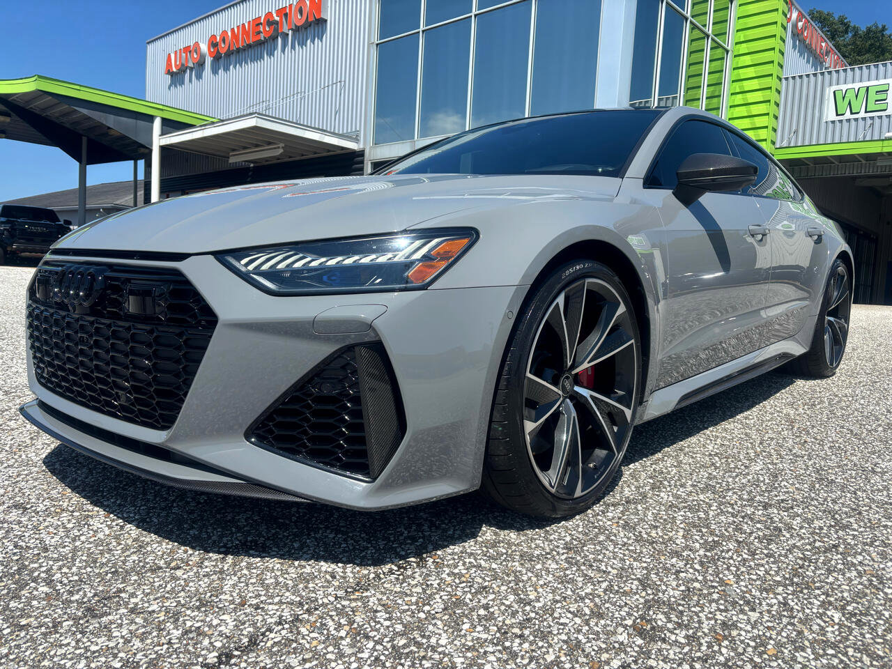 Used 2021 Audi RS 7 Sportback w/ Carbon Optic Package image 17