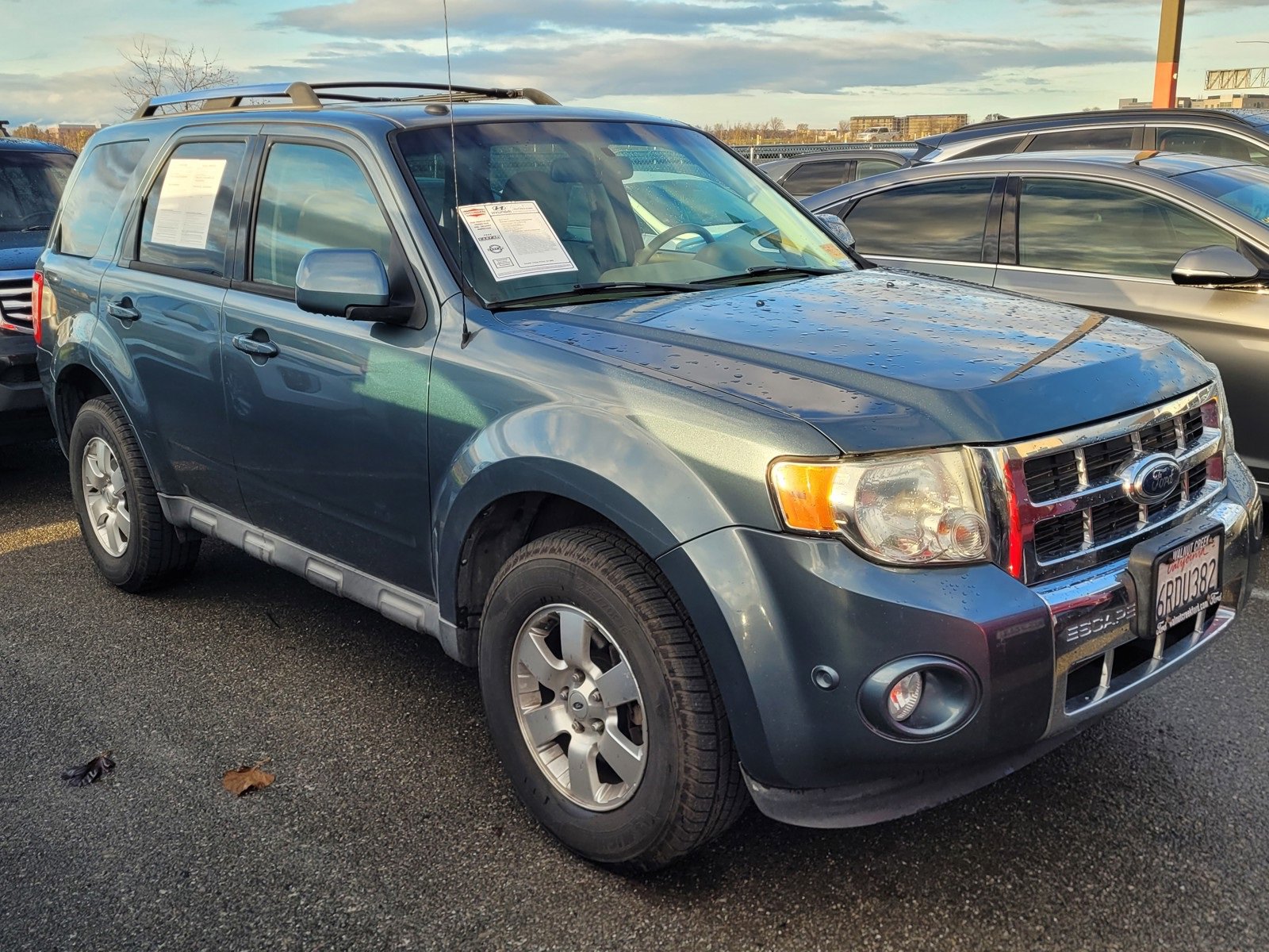 Used 2011 Ford Escape Limited w/ 302A Rapid Spec Order Code image 2