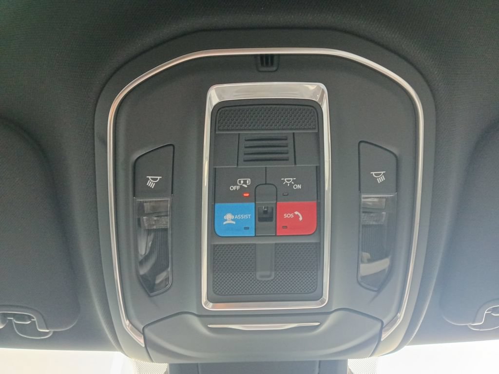 New 2026 Jeep Cherokee Laredo AWD/4WD image 7