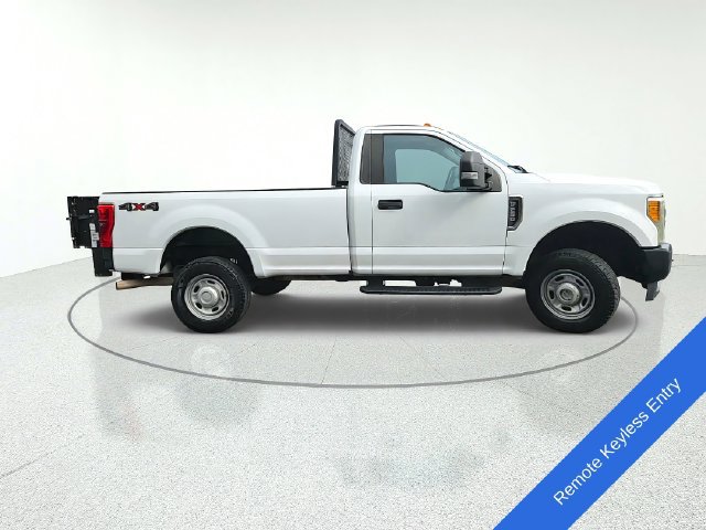 Used 2017 Ford F250 XL w/ Power Equipment Group AWD/4WD image 8