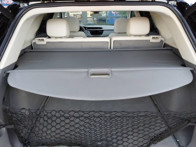 Used 2024 Cadillac XT5 Premium Luxury w/ LPO, Floor Liner Package AWD/4WD image 10