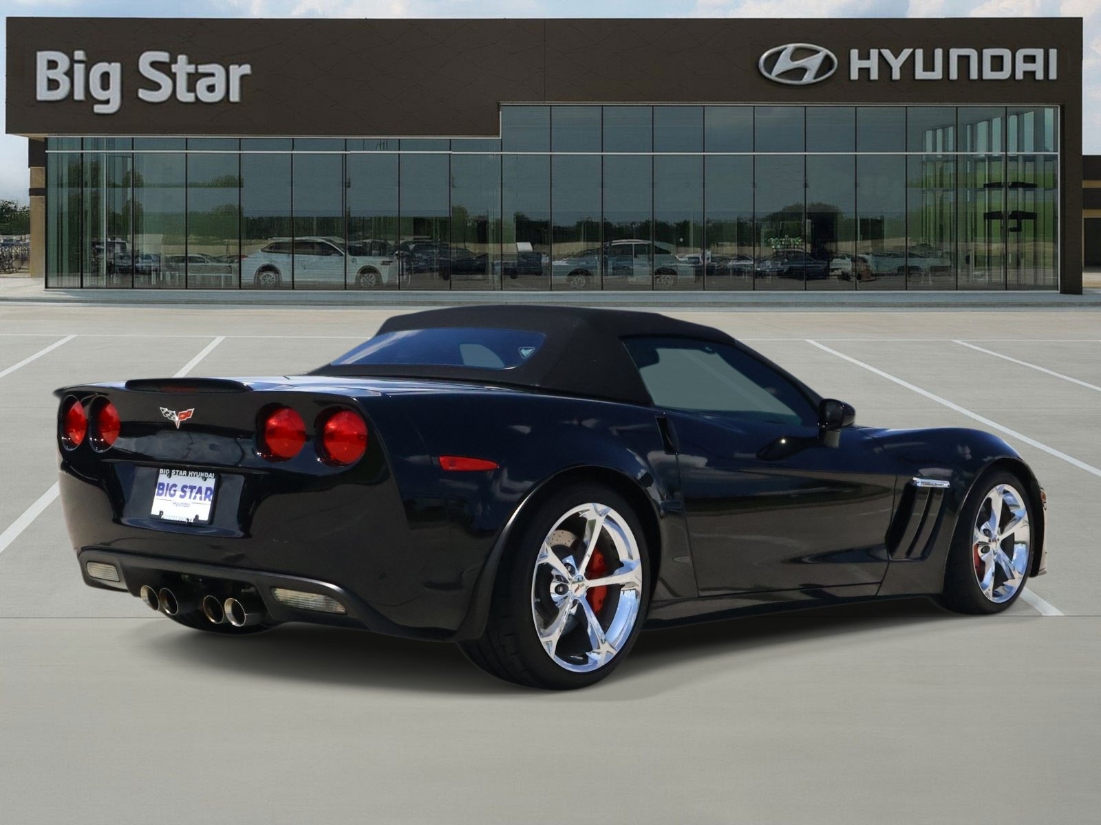 Used 2011 Chevrolet Corvette Grand Sport w/ Preferred Equipment Group RWD image 4