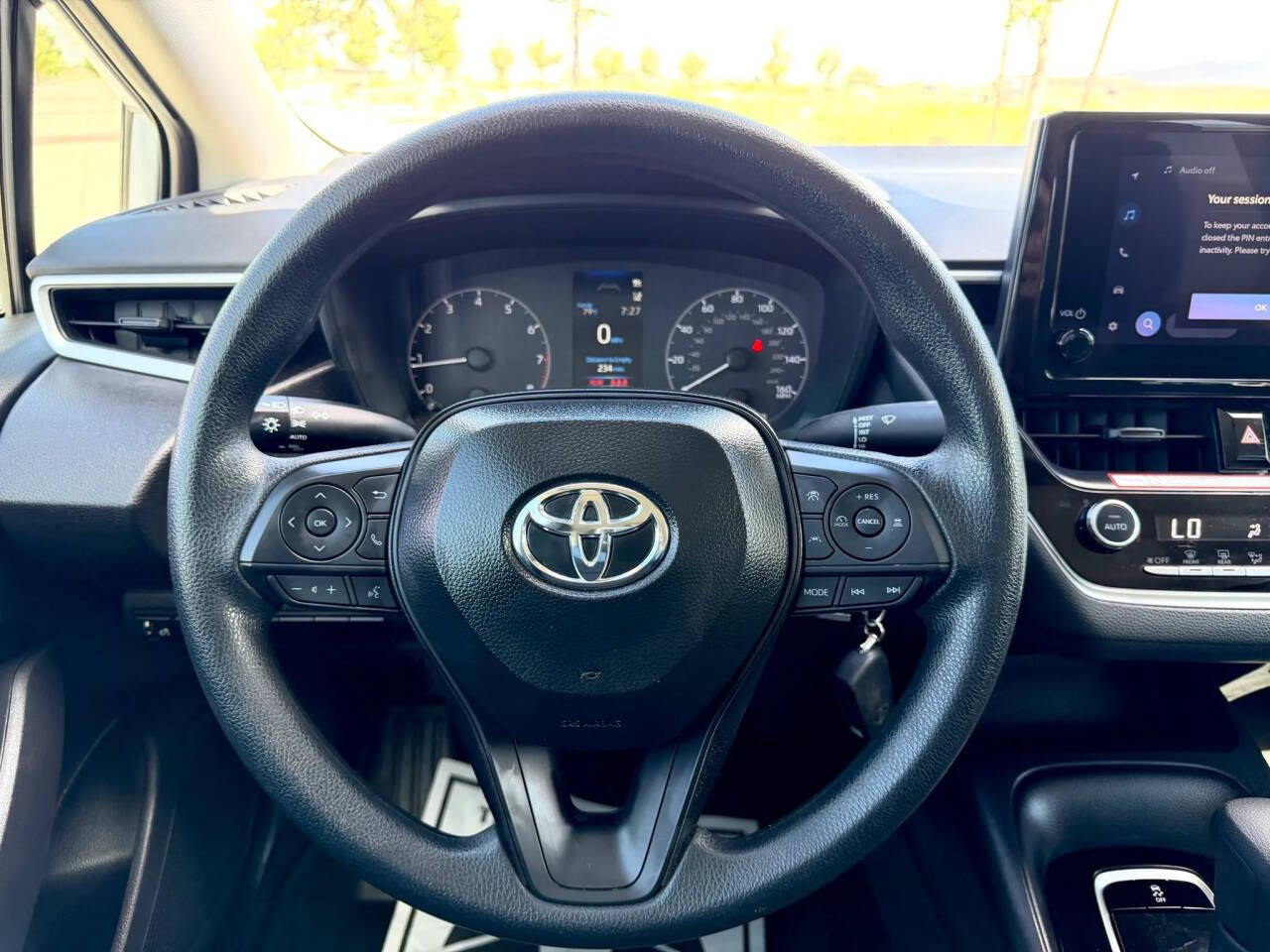 Used 2025 Toyota Corolla LE FWD image 13