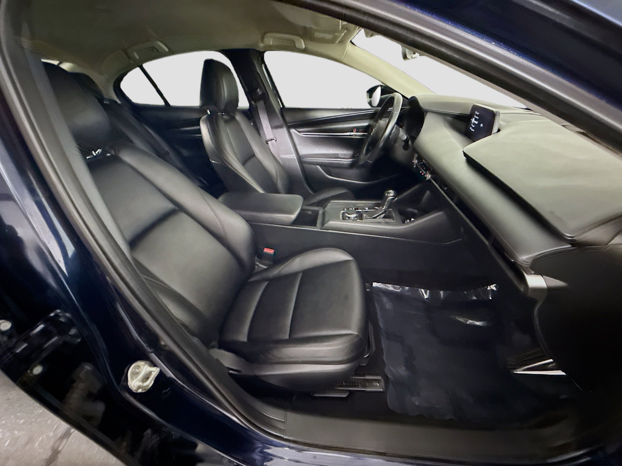 Used 2020 MAZDA MAZDA3 Sedan w/ Select Package image 29