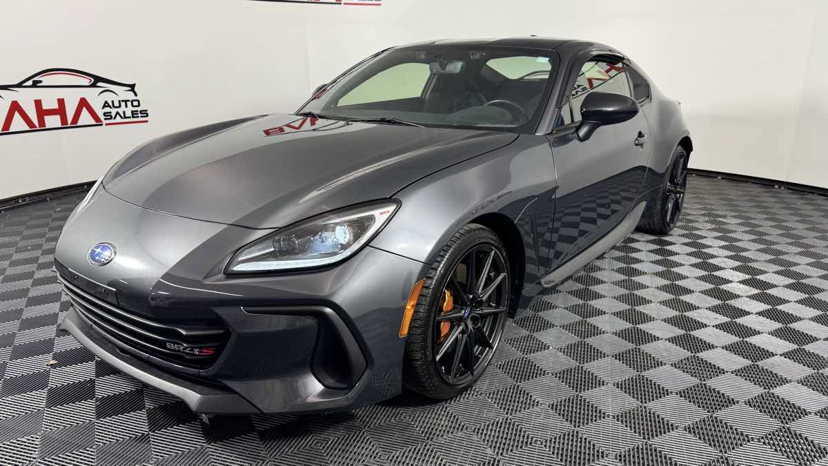 Used 2024 Subaru BRZ tS RWD image 3
