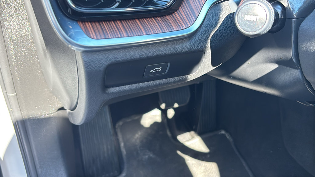 Certified 2024 Volvo S60 B5 Plus w/ Climate Package AWD/4WD image 15