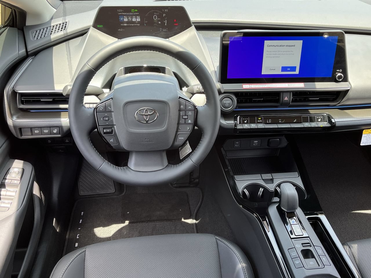 New 2026 Toyota Prius Plug-In Hybrid FWD image 10