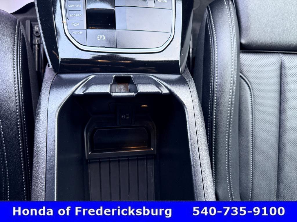 Used 2024 BMW X4 xDrive30i w/ Parking Assistance Package image 40